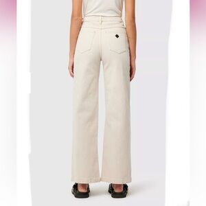 NWT Abrand Bone Color “94” Highrise Power Stretch Wide Leg Ankle Pants (14/32)